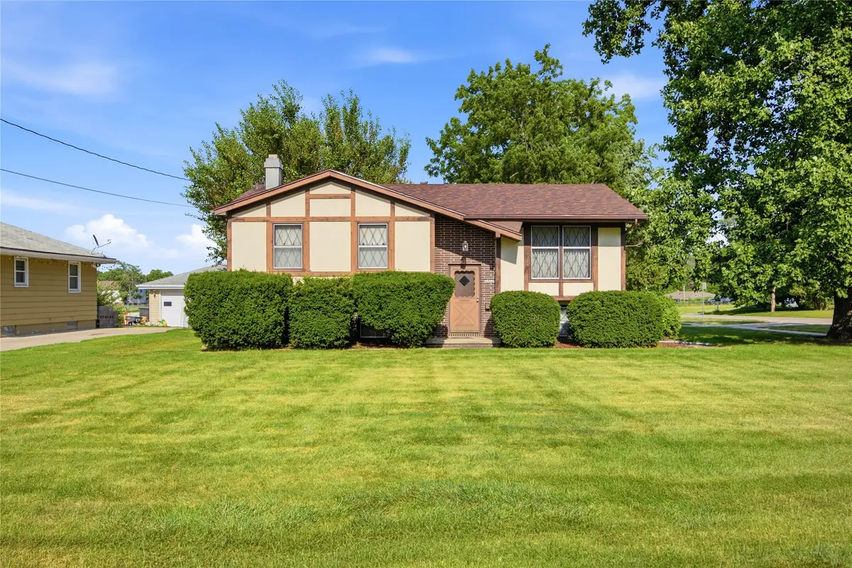3421 SE 8th Street, Des Moines, IA 50315 - #1