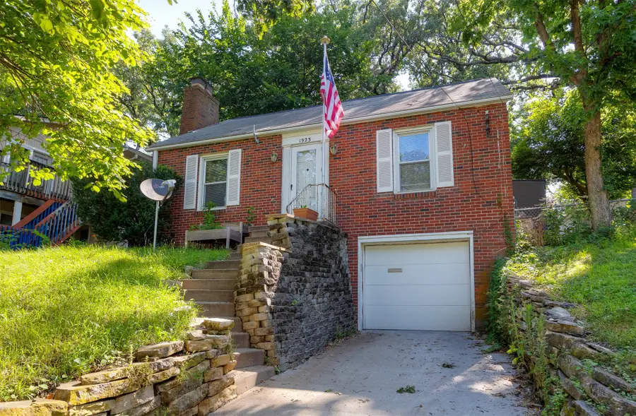 1523 41st Place, Des Moines, IA 50311 - #2