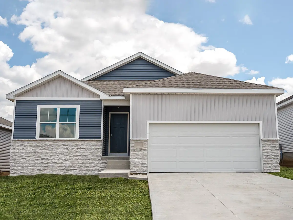 804 Hearthside Avenue Nw, Bondurant, IA 50035 - #1