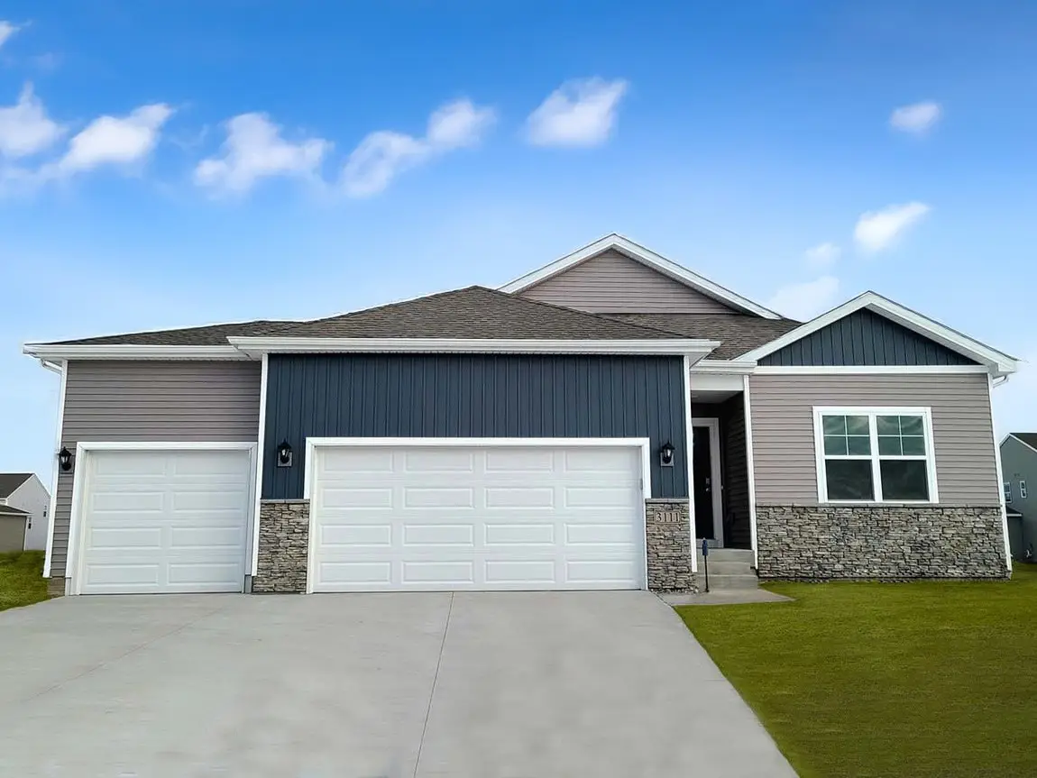 10254 NW 68th Avenue, Johnston, IA 50131 - #1