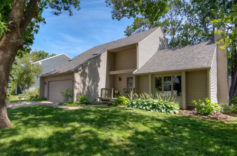801 52nd Place, West Des Moines, IA 50265 - #2
