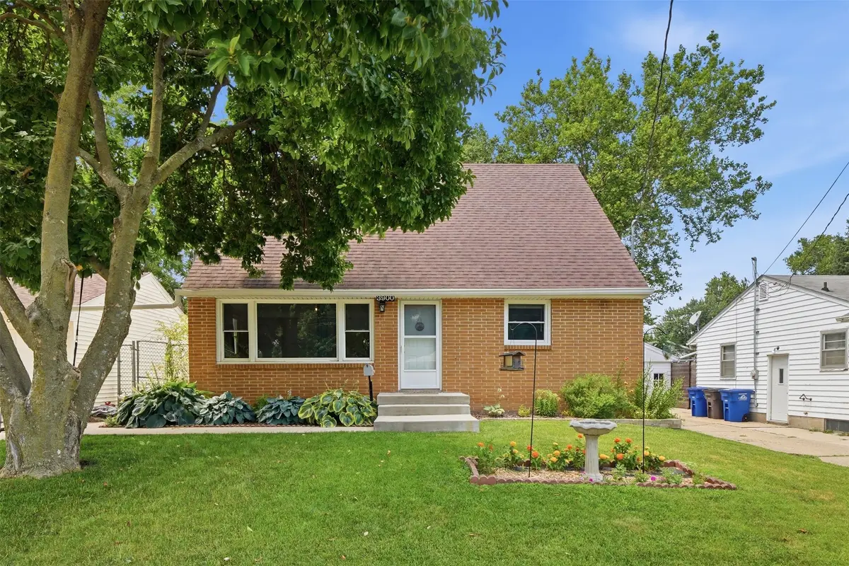 3900 Amherst Street, Des Moines, IA 50313 - #1