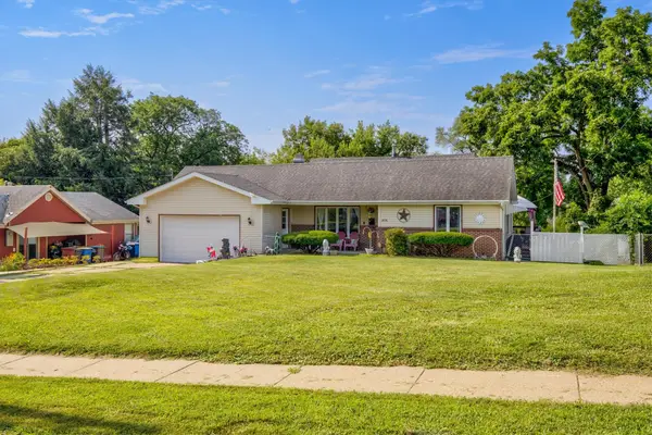 806 Bell Avenue, Des Moines, IA 50315