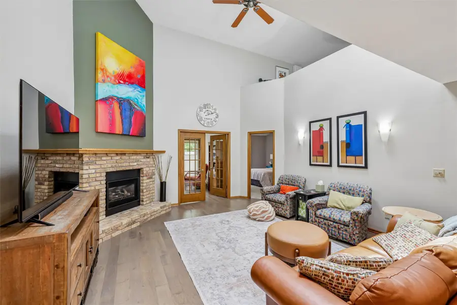 1936 Maple Circle, West Des Moines, IA 50265 - #3