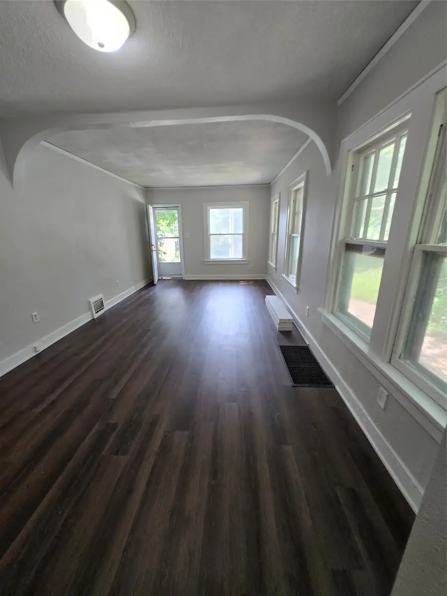 2909 1st Street, Des Moines, IA 50313 - #3