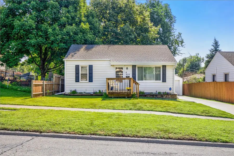 537 11th Street, West Des Moines, IA 50265 - #2