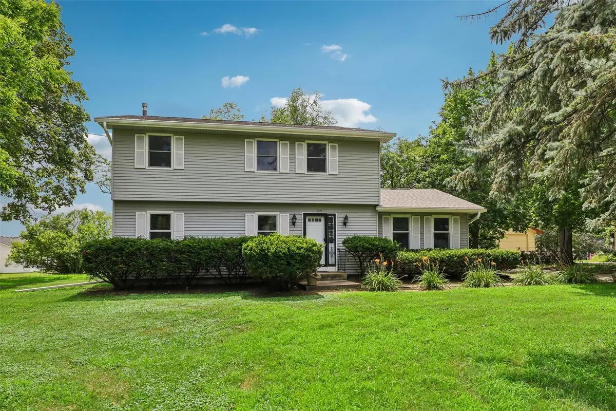 2310 Stanton Avenue, Des Moines, IA 50321 - #1