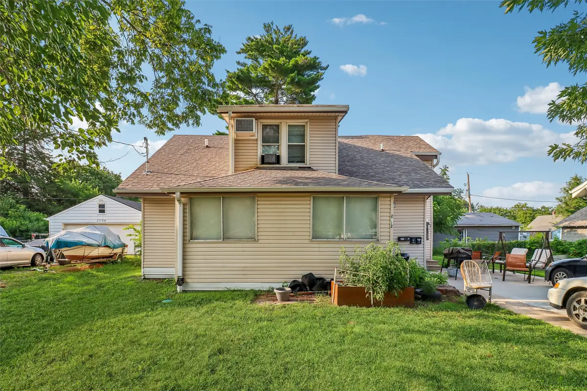 2712 Dean Avenue, Des Moines, IA 50317 - #1