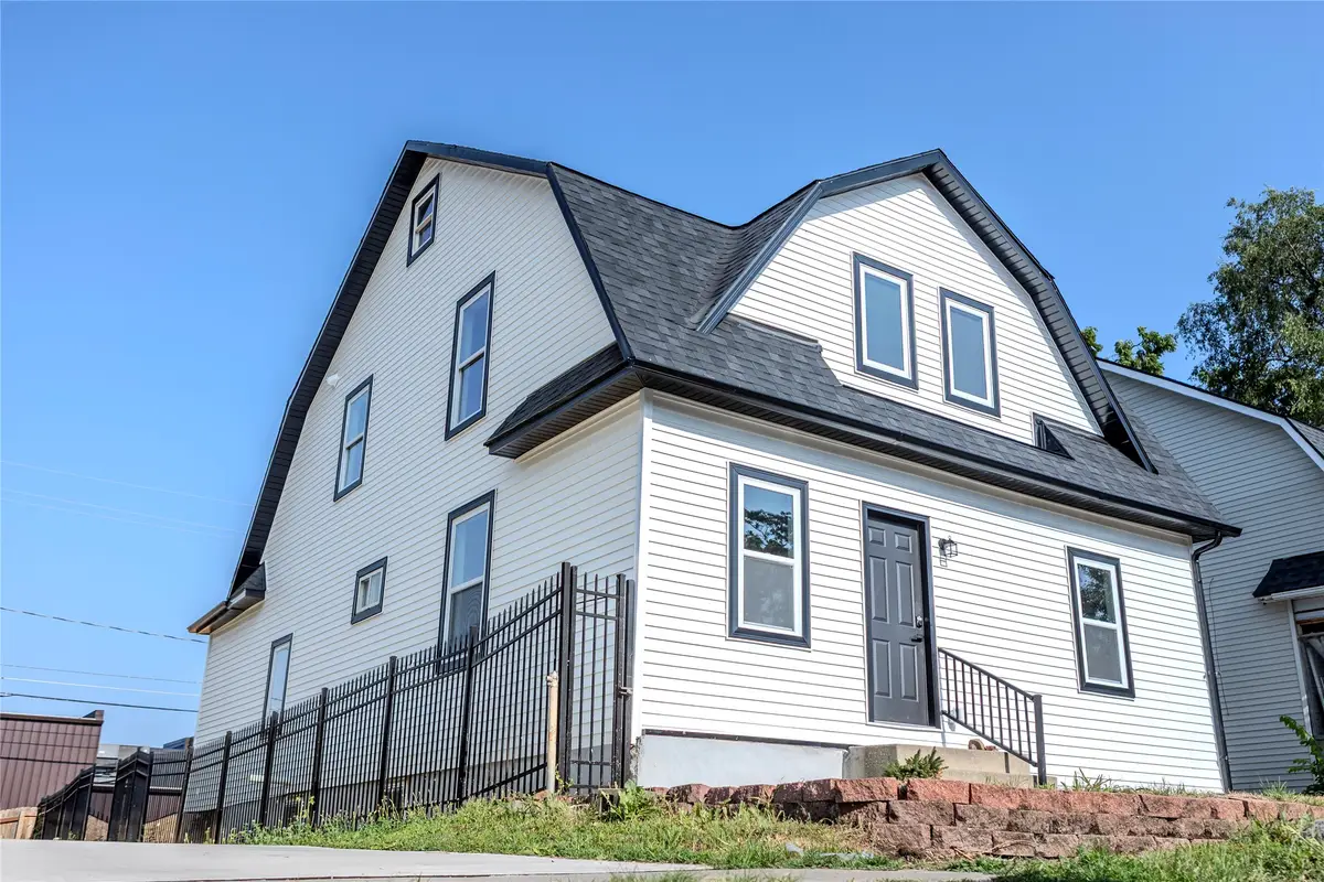 1423 7th Street, Des Moines, IA 50314 - #1