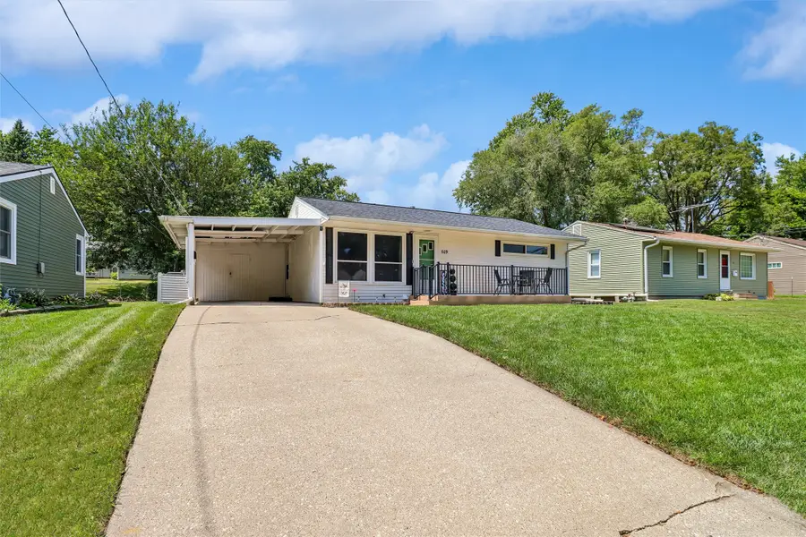 609 E 12th Street Place N, Newton, IA 50208 - #2
