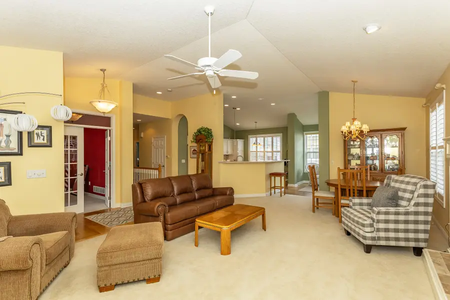 12719 Madison Avenue, Urbandale, IA 50323 - #3