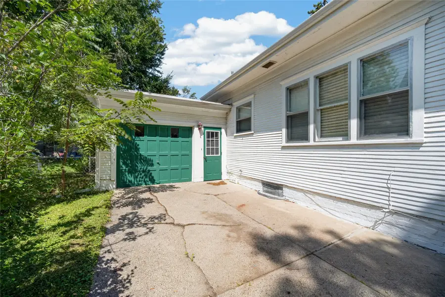 318 SW Pleasant Street, Ankeny, IA 50023 - #2