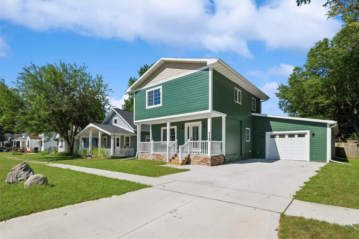 715 5th Street, Perry, IA 50220 - #1