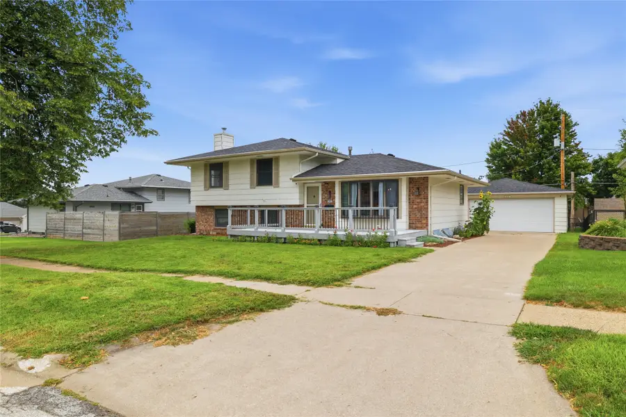 805 SE Trilein Drive, Ankeny, IA 50021 - #3