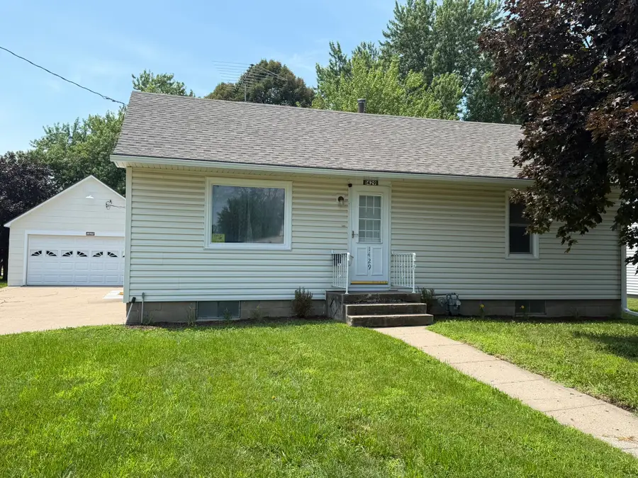 1429 Prince Street, Grinnell, IA 50112 - #2