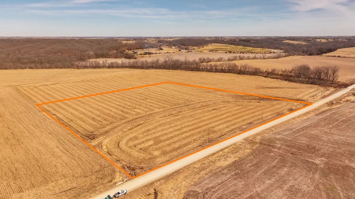 1001 580th Street, Lacona, IA 50139 - #1
