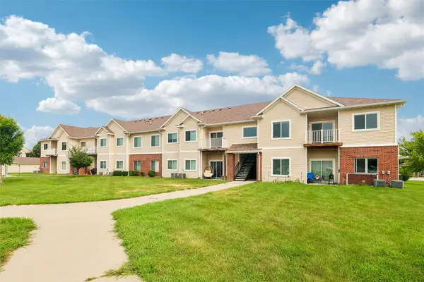 1825 SW White Birch Circle #3, Ankeny, IA 50023