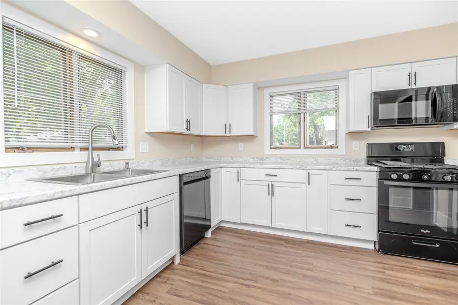 700 Arthur Avenue, Des Moines, IA 50316 - #3