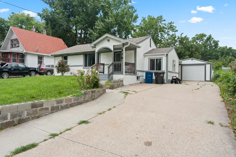 616 Creston Avenue, Des Moines, IA 50315 - #2