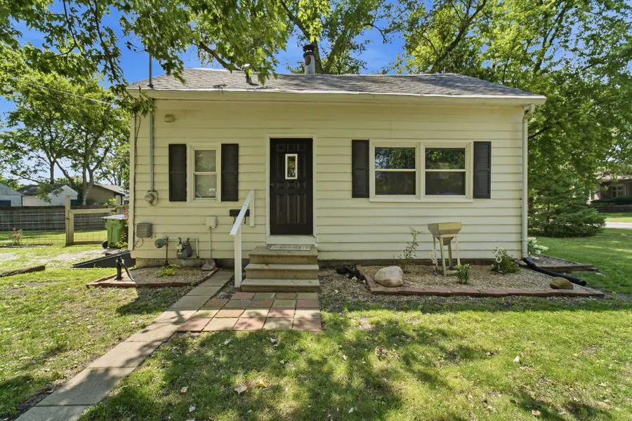 402 W Mamie Eisenhower Avenue, Boone, IA 50036 - #2