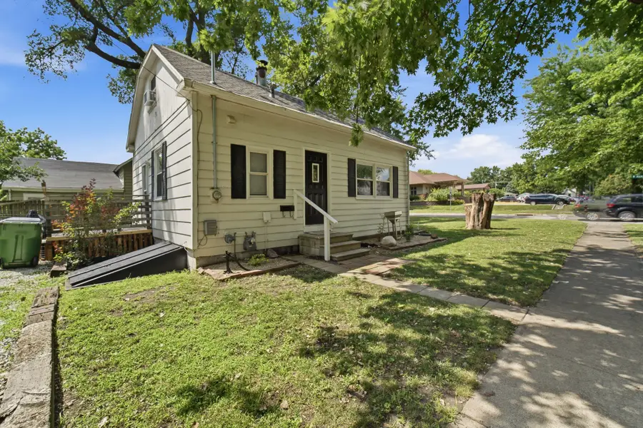 402 W Mamie Eisenhower Avenue, Boone, IA 50036 - #3
