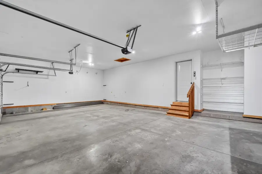 2421 NW Abilene Road, Ankeny, IA 50023 - #2