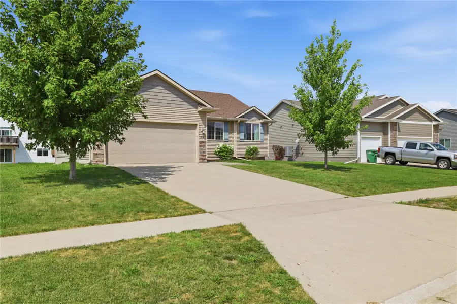 2616 6th Avenue Sw, Altoona, IA 50009 - #3