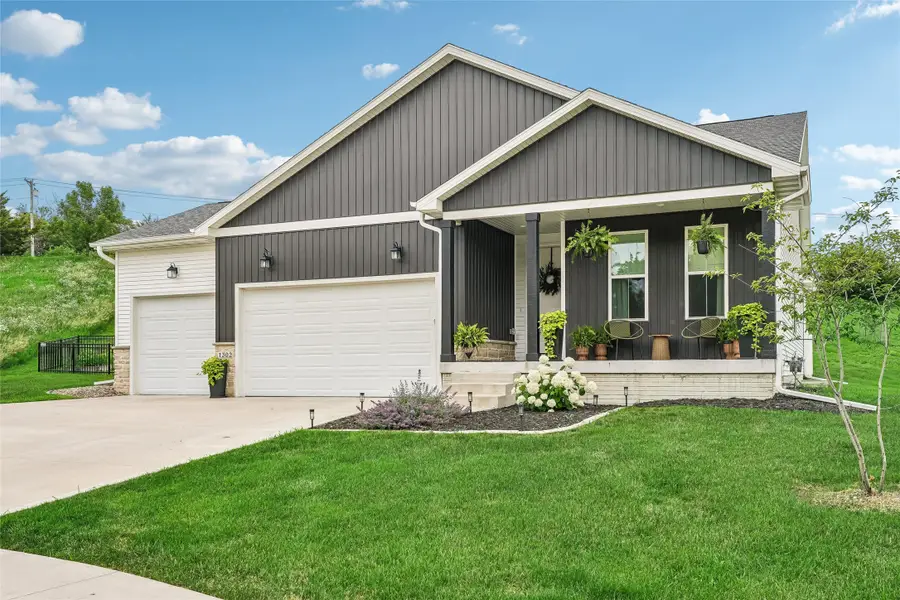 1302 S L Court, Indianola, IA 50125 - #2
