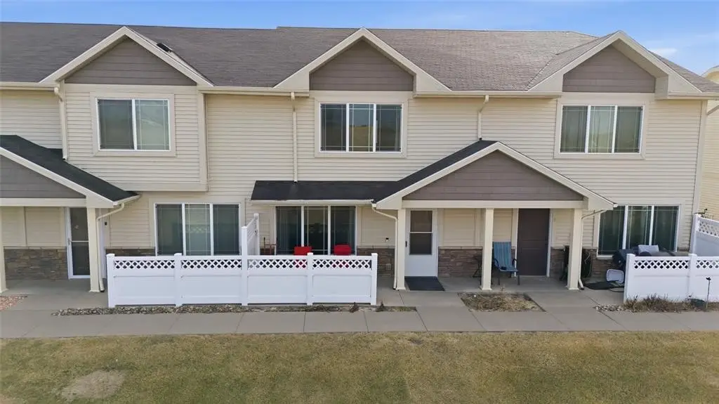 1401 N 6th Street #3, Indianola, IA 50125 - #1