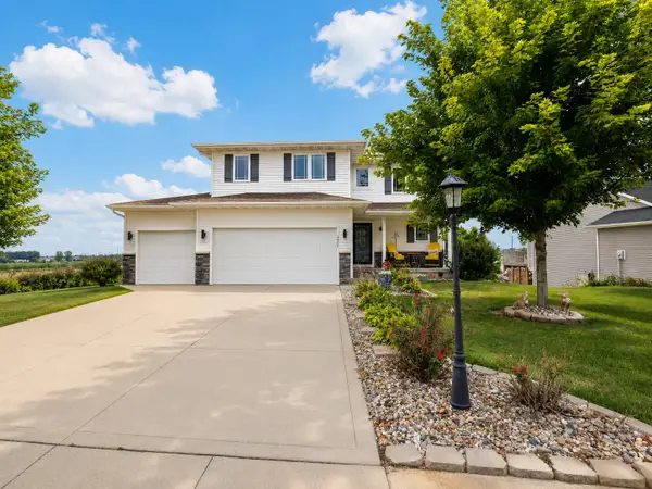 2620 Avery Drive, Norwalk, IA 50211