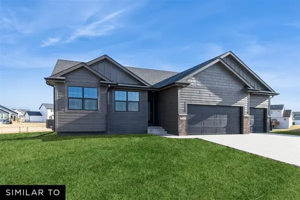 1303 Lincoln Court, Norwalk, IA 50211