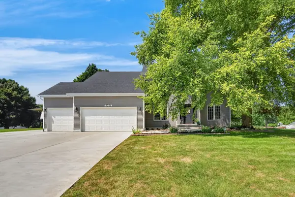 9286 NW Lakeridge Lane, Polk City, IA 50226