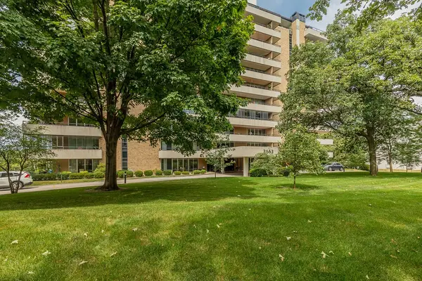 3663 Grand Avenue #501, Des Moines, IA 50312