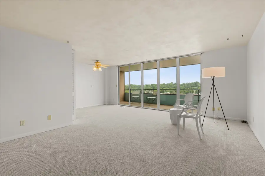 3663 Grand Avenue #501, Des Moines, IA 50312 - #2