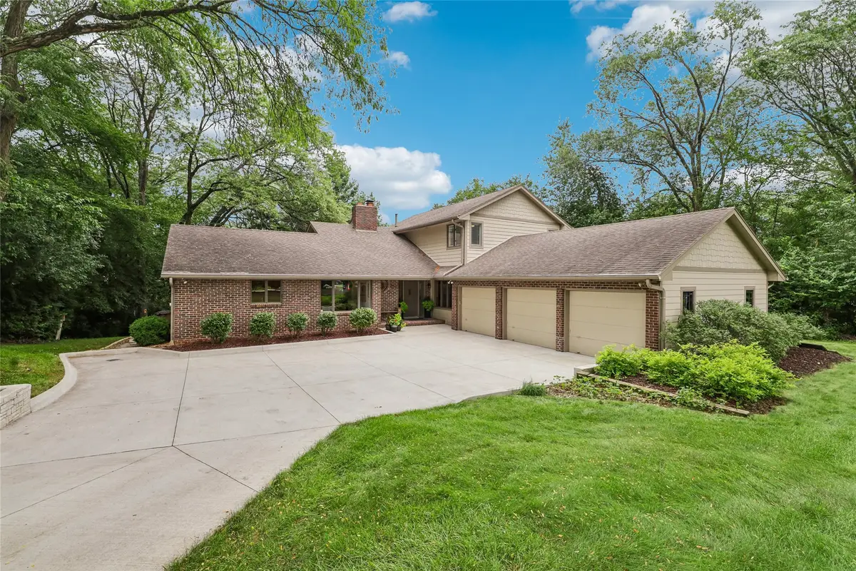 3301 Valley Ridge Court, West Des Moines, IA 50265 - #1