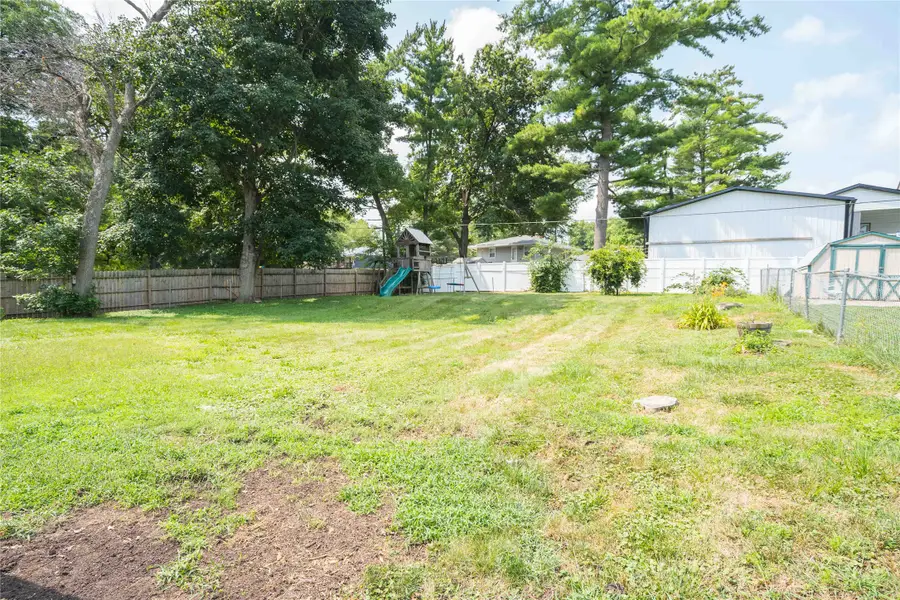 3304 Hillsdale Drive, Urbandale, IA 50322 - #3