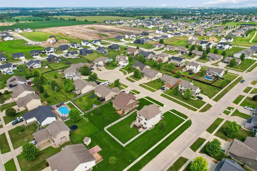 302 31st Street Sw, Altoona, IA 50009 - #3