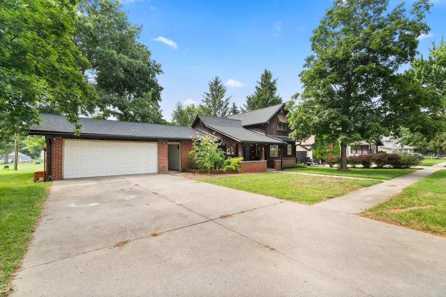 703 Grove Street, Perry, IA 50220 - #3