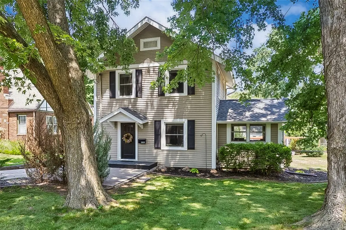 3809 Adams Avenue, Des Moines, IA 50310 - #1