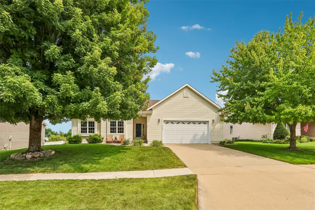 2755 NW 157th Street, Clive, IA 50325 - #1