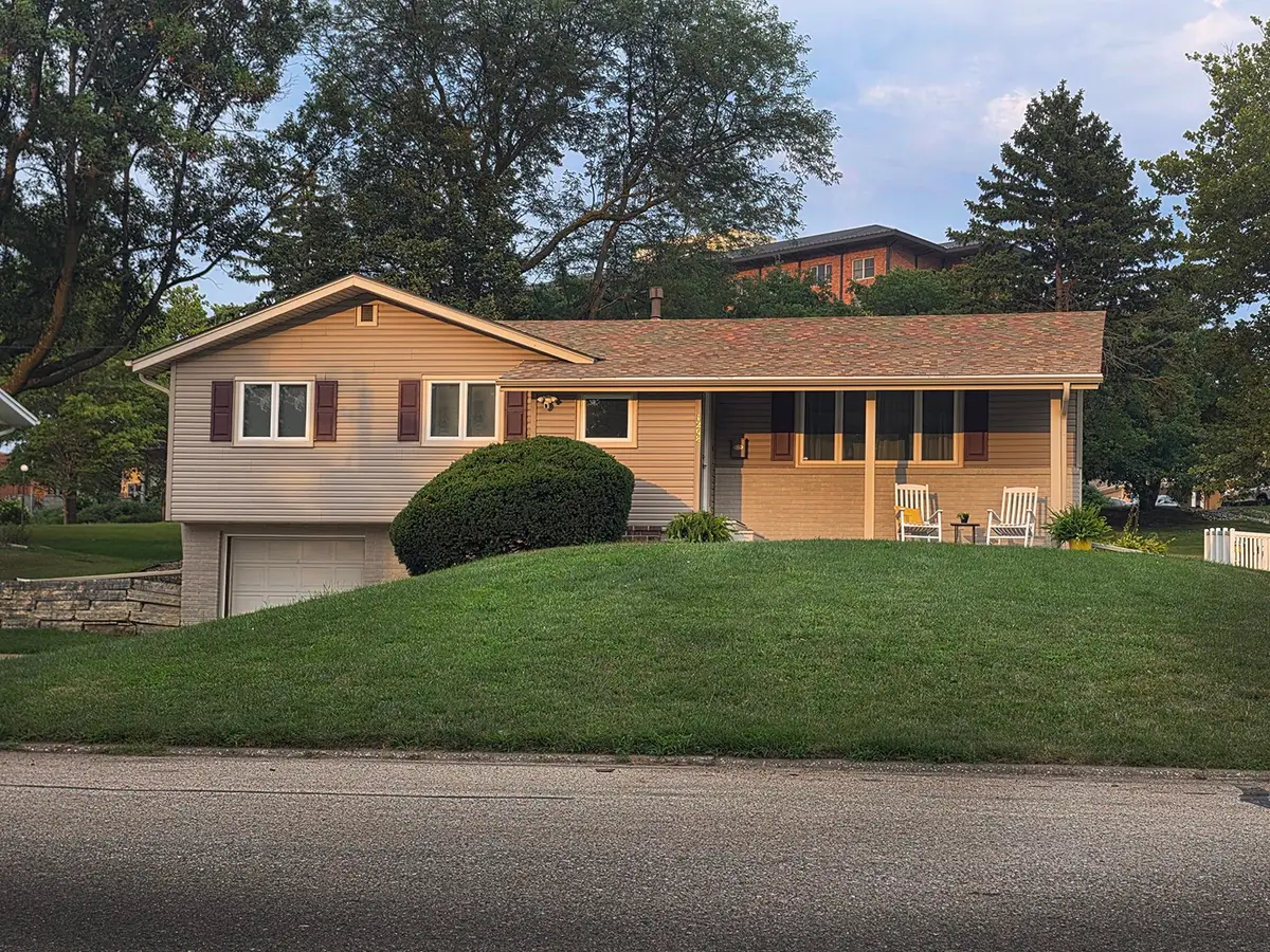 1208 Roosevelt Drive, Atlantic, IA 50022 - #1
