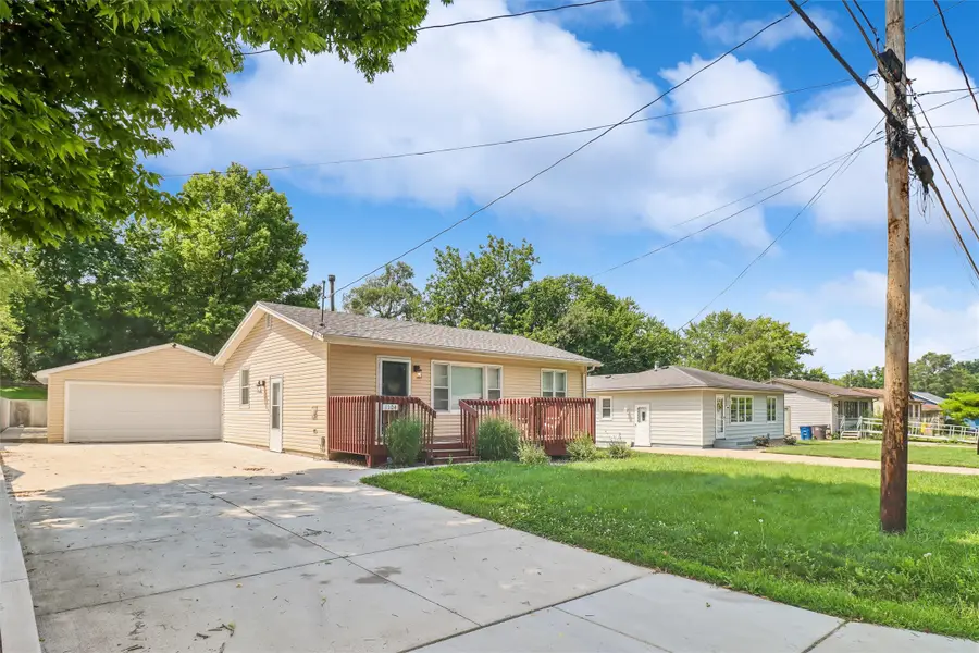 1104 Rittenhouse Street, Des Moines, IA 50315 - #2