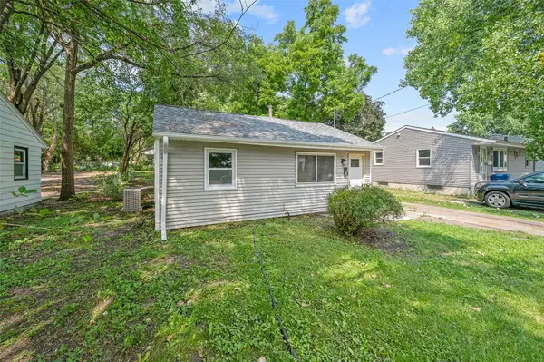 1316 E 27th Court, Des Moines, IA 50317