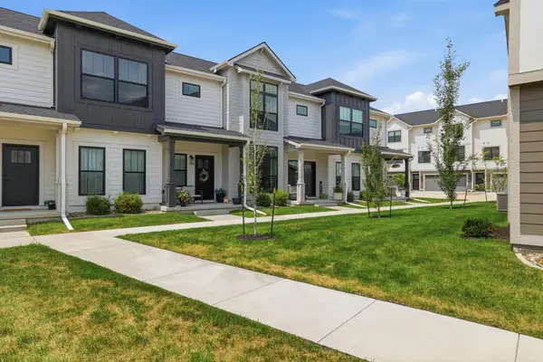 2305 SW Parkway Lane, Ankeny, IA 50023