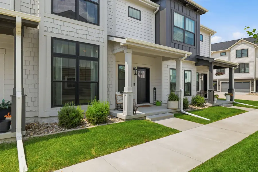 2305 SW Parkway Lane, Ankeny, IA 50023 - #2