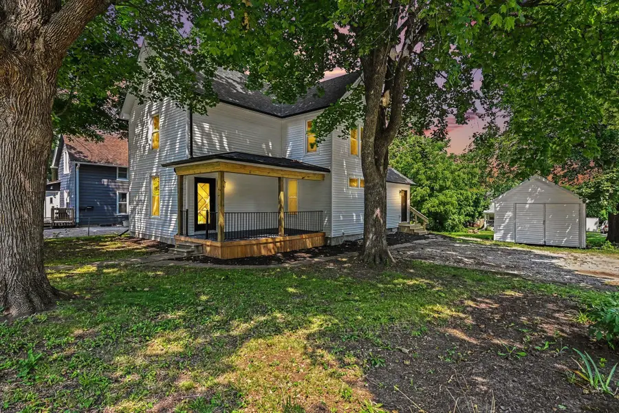 804 E Ashland Avenue, Indianola, IA 50125 - #2