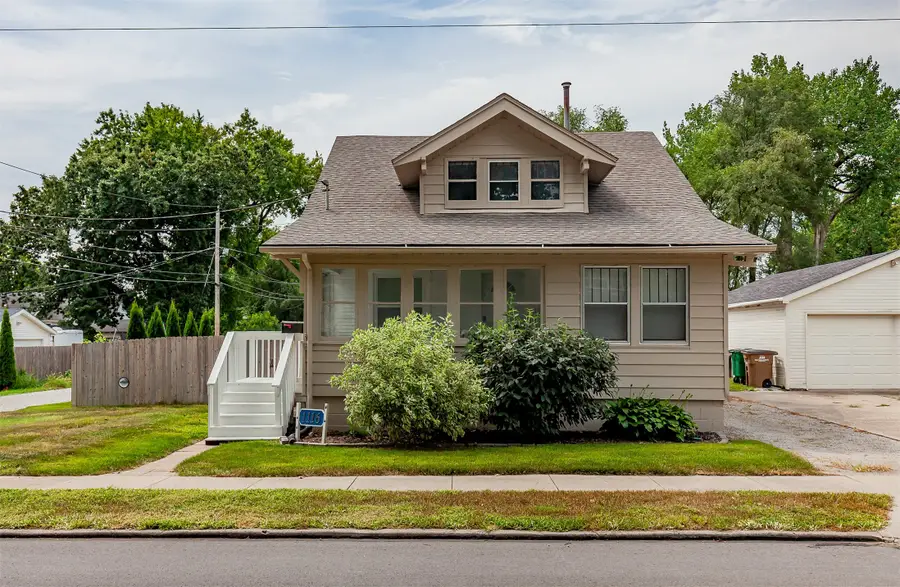 1116 Locust Street, West Des Moines, IA 50265 - #2