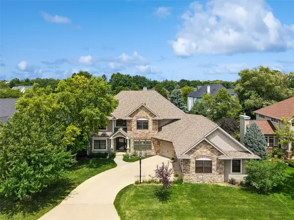 5865 Fairway Court, West Des Moines, IA 50266