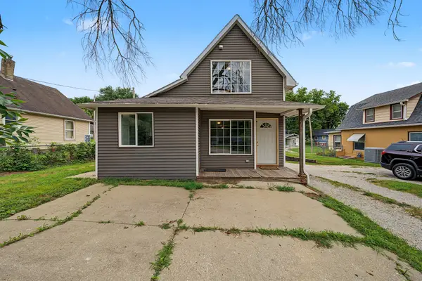 1915 22nd Street, Des Moines, IA 50310