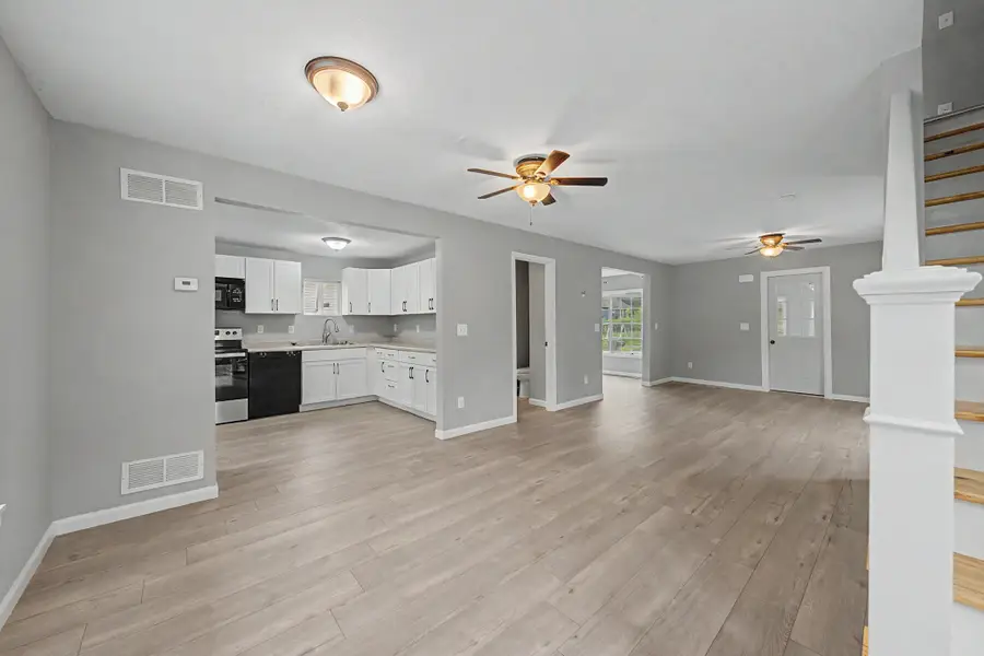 1915 22nd Street, Des Moines, IA 50310 - #3